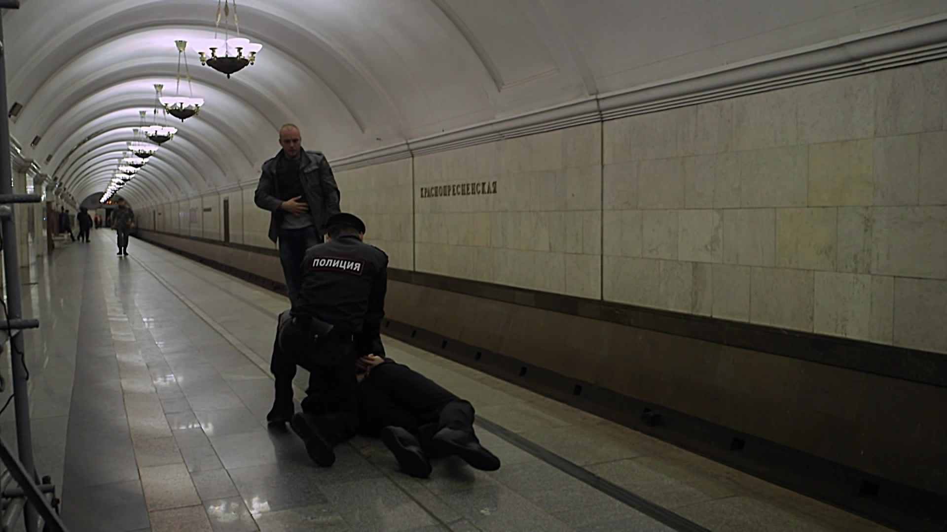 полиция а метро