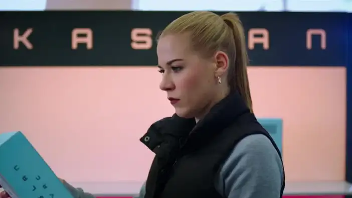 Тизер-трейлер (английский язык)