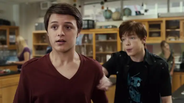 Трейлер (дублированный)