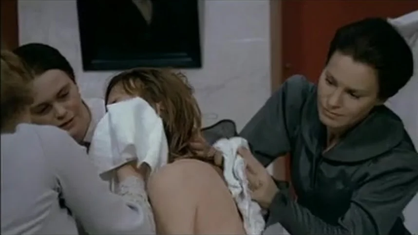 Шепоты и крики