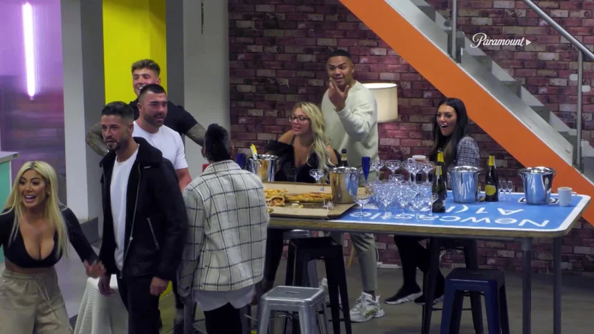 МТВ Пляж Роял