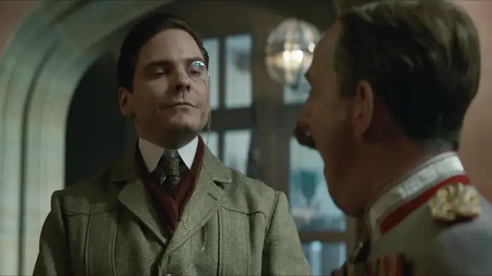 Трейлер 2 (дублированный)