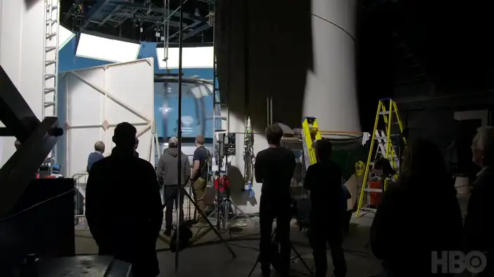 О съемках: Знакомство (английский язык)