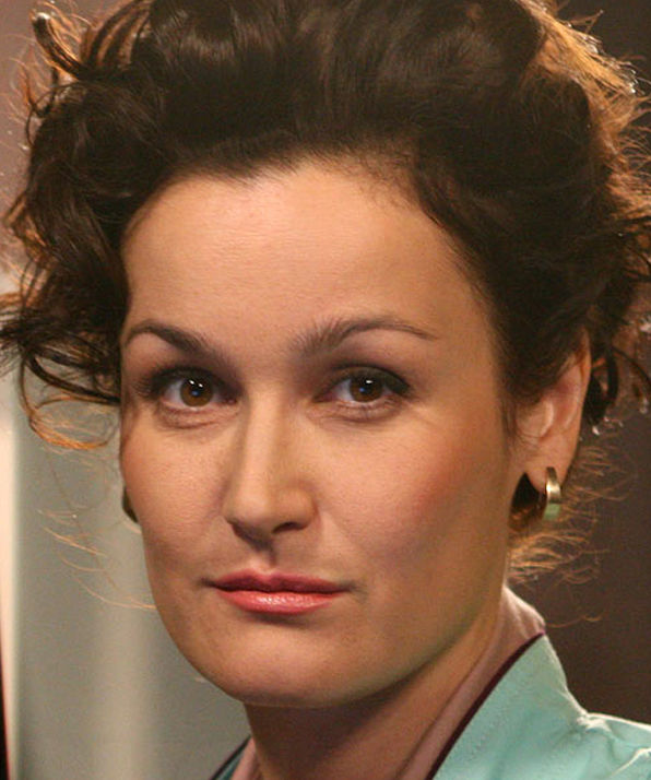 Erotik lavhalarni tomosha qiling