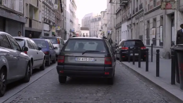 Фрагмент (русские субтитры)