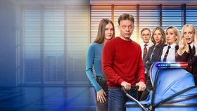 Девушки с Макаровым