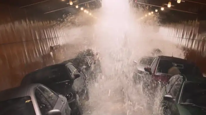 Трейлер (дублированный)