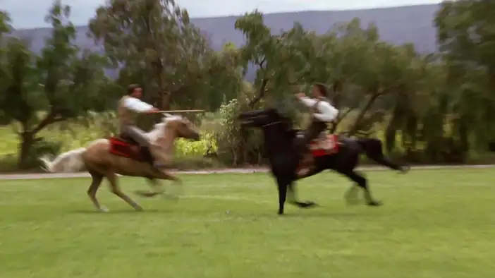 Трейлер (русские субтитры)