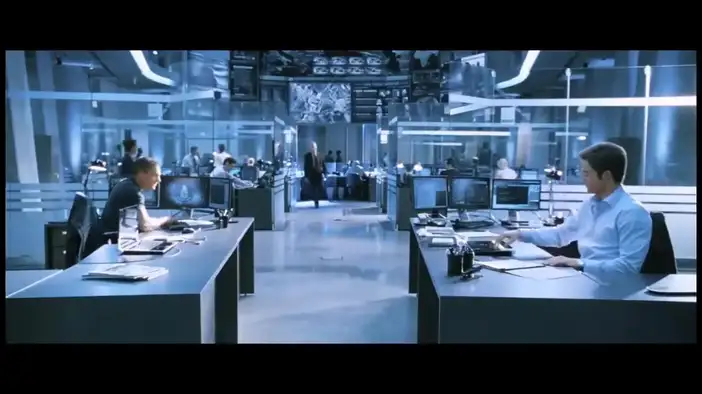 Трейлер (дублированный)