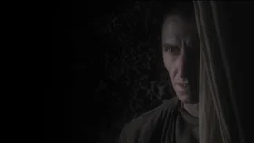 Sharpaqqa o'xshash oppoq