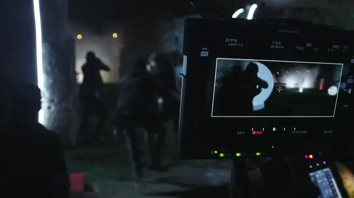 Видео со съемок (английский язык)