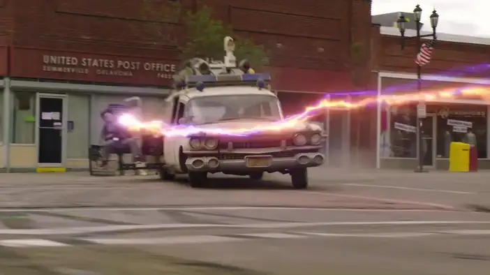 Трейлер (дублированный)