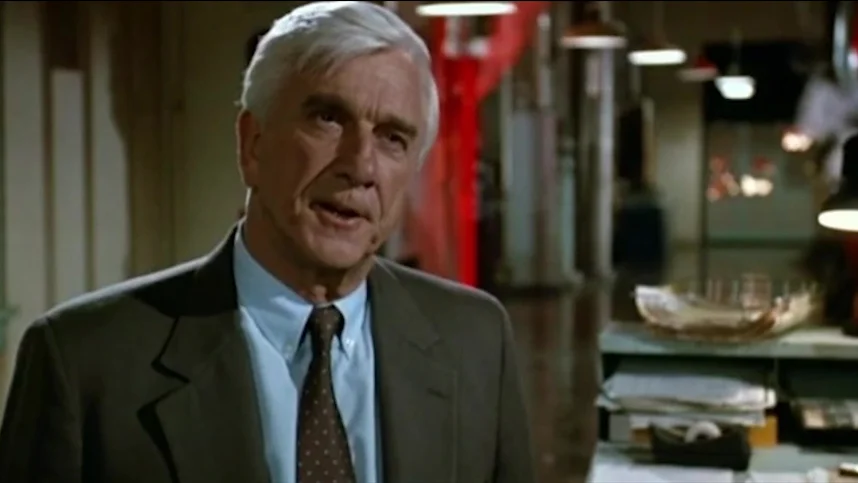 Голый пистолет 2 1/2: Запах страха