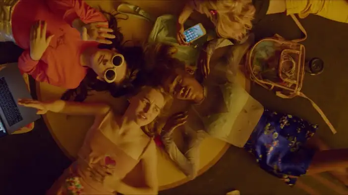 Red-band трейлер (английский язык)