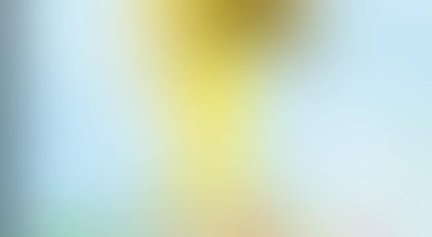 Людно внутри (на английском языке с русскими субтитрами)