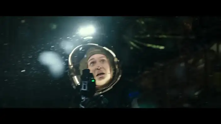 Red-band трейлер (английский язык)