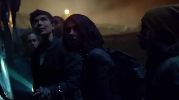 Тизер-трейлер (английский язык)