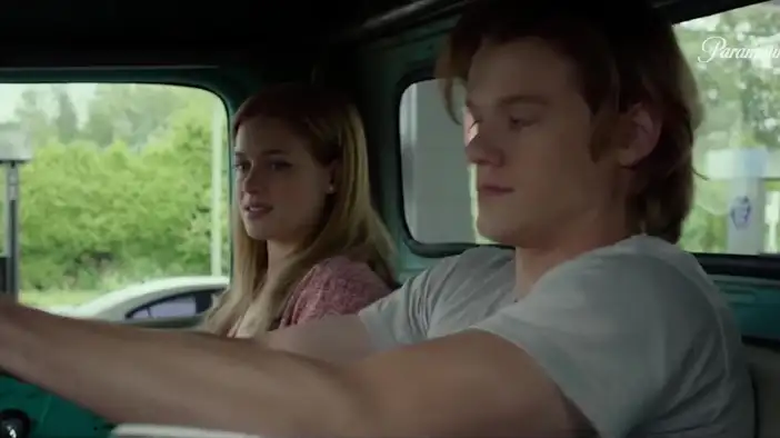 Трейлер (дублированный)