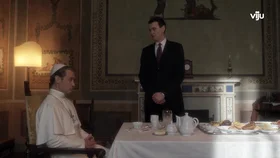 Молодой Папа (2016)