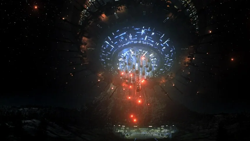 Близкие контакты третьей степени