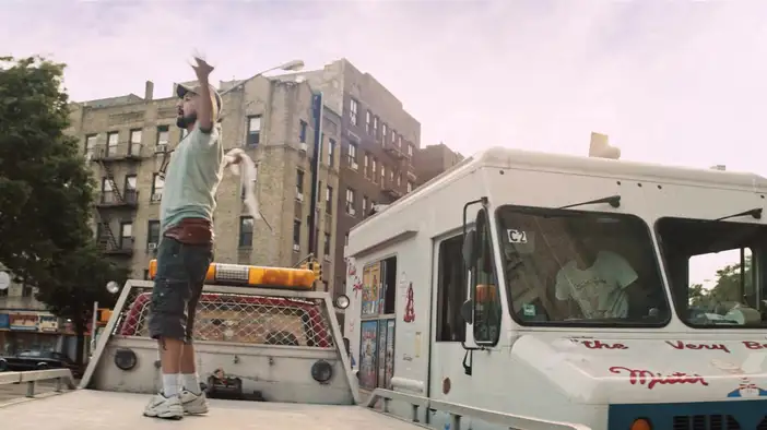 Трейлер (украинский язык)