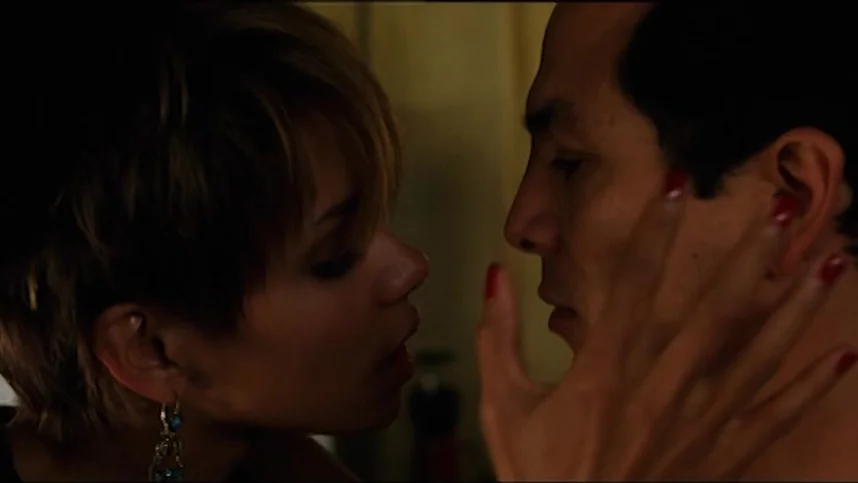 Женщина-кошка