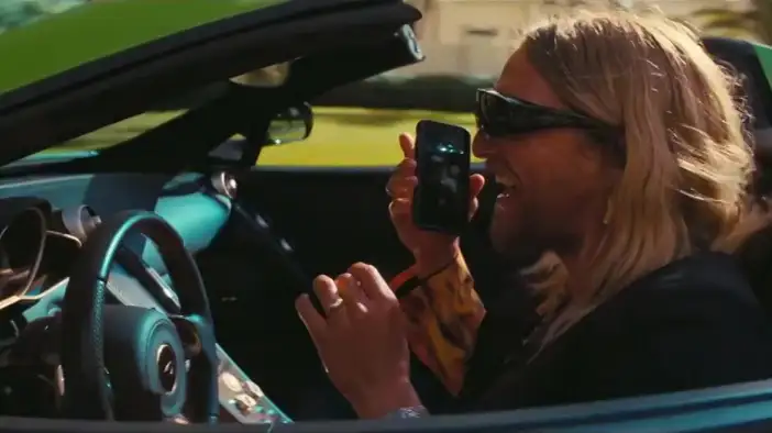 Red-band тизер-трейлер (английский язык)