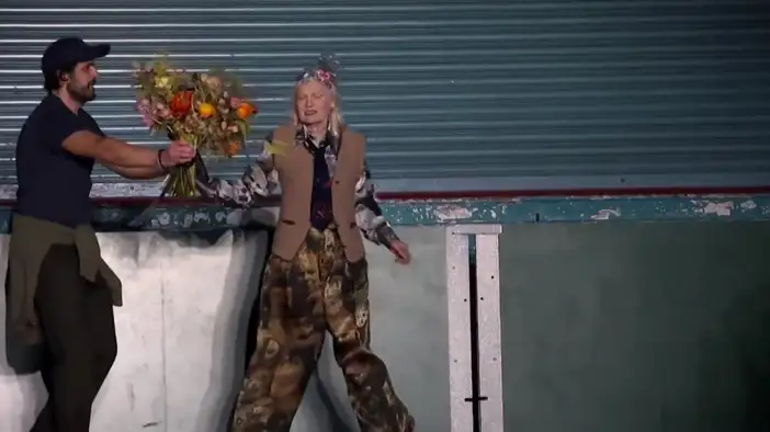 Трейлер (русские субтитры)