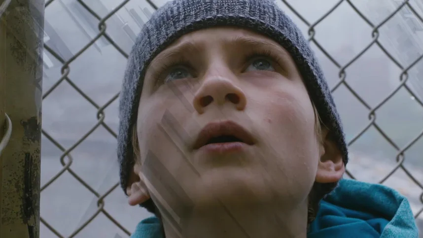 Жутко громко и запредельно близко