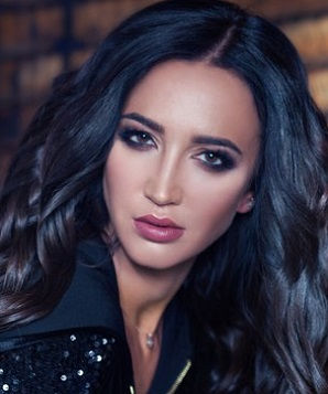 Eri futbol koradi, xotin dostini soradi, onlayn tomosha qiladi