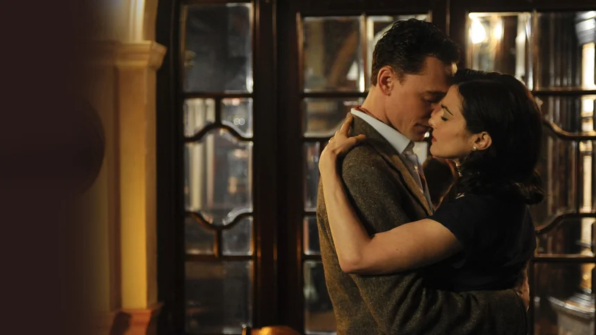 Глубокое синее море