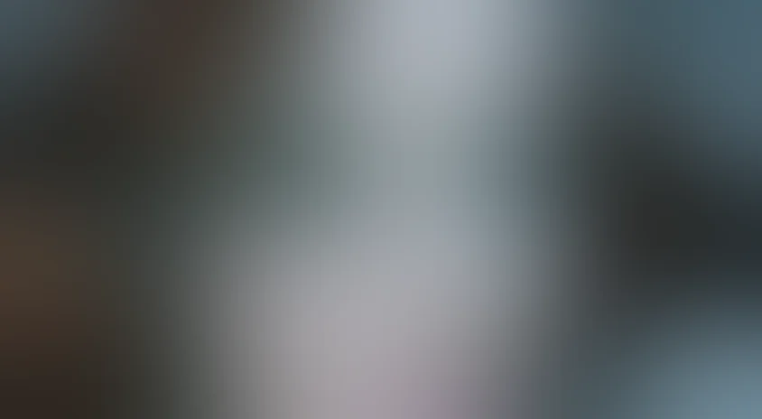 Ползет змея