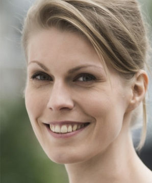 Evgeniya Gladiy yalangoch fotosurat