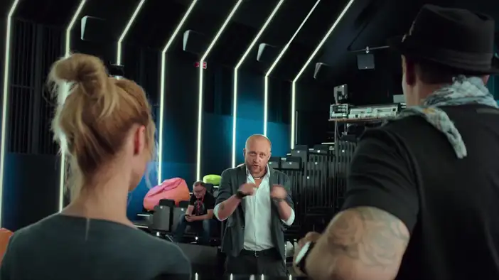 Трейлер (русский язык)