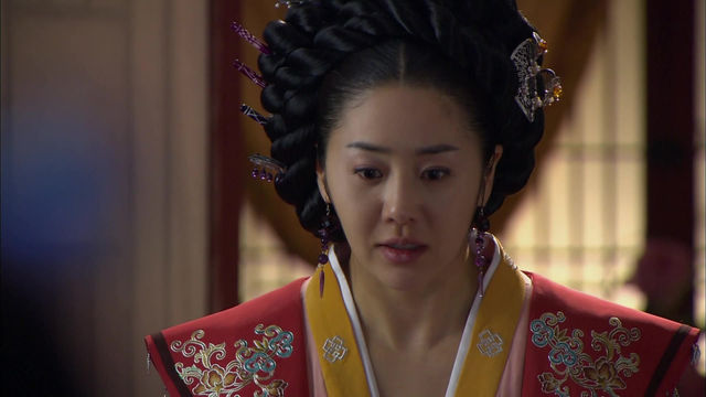 Sankt-Peterburgdagi fohishalar va Moskvada mustaqil eskortlar