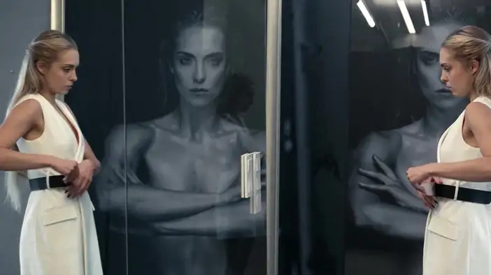 Трейлер (дублированный)