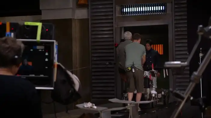 Видео со съемок (английский язык)