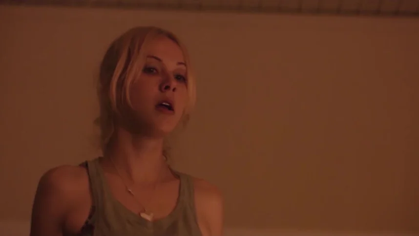 Шторм выходит на берег