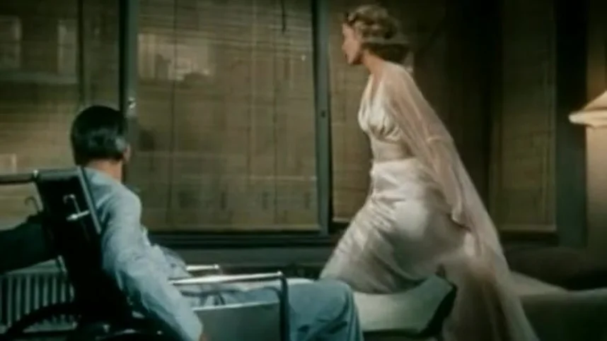 Окно во двор