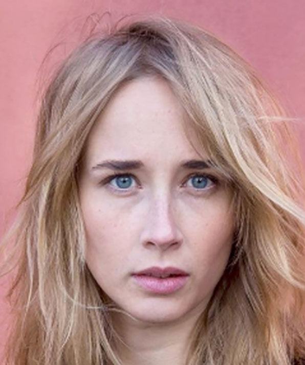 Frantsuz porno aktrisasi Laure Sainclair