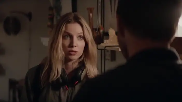 Тизер-трейлер (английский язык)