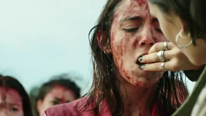 Red-band трейлер (английский язык)