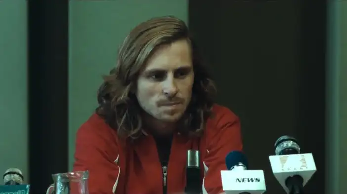 Red-band трейлер (английский язык)