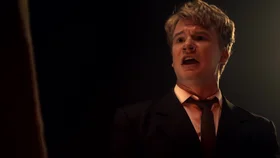 8 xona. Esenin kalitlari