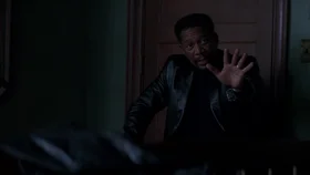 Целуя девушек