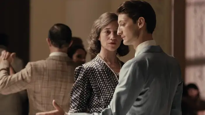 Тизер (французский язык)