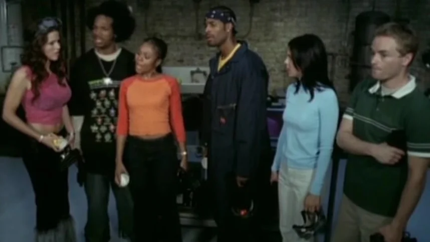 Очень страшное кино 2