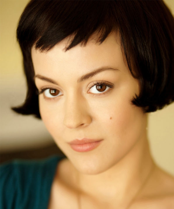 Интернетте анасы, ұлы және қызы бар порно