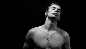 Нуреев (на английском языке с русскими субтитрами)