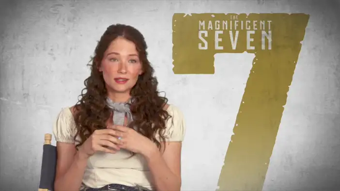 Интервью с Хейли Беннетт (английский язык)